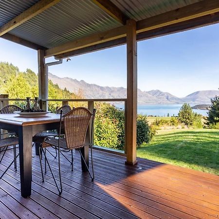 Private Cottage With Spa And Amazing Lake Views Closeburn Esterno foto