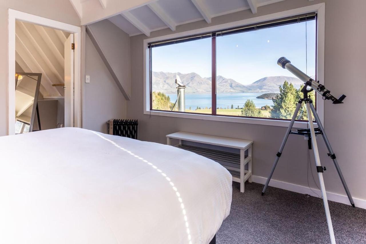 Private Cottage With Spa And Amazing Lake Views Closeburn Esterno foto
