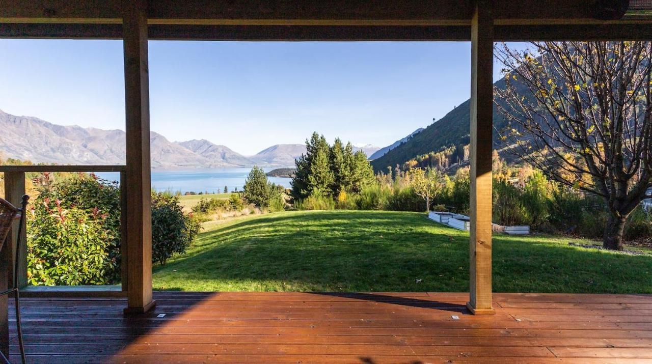 Private Cottage With Spa And Amazing Lake Views Closeburn Esterno foto